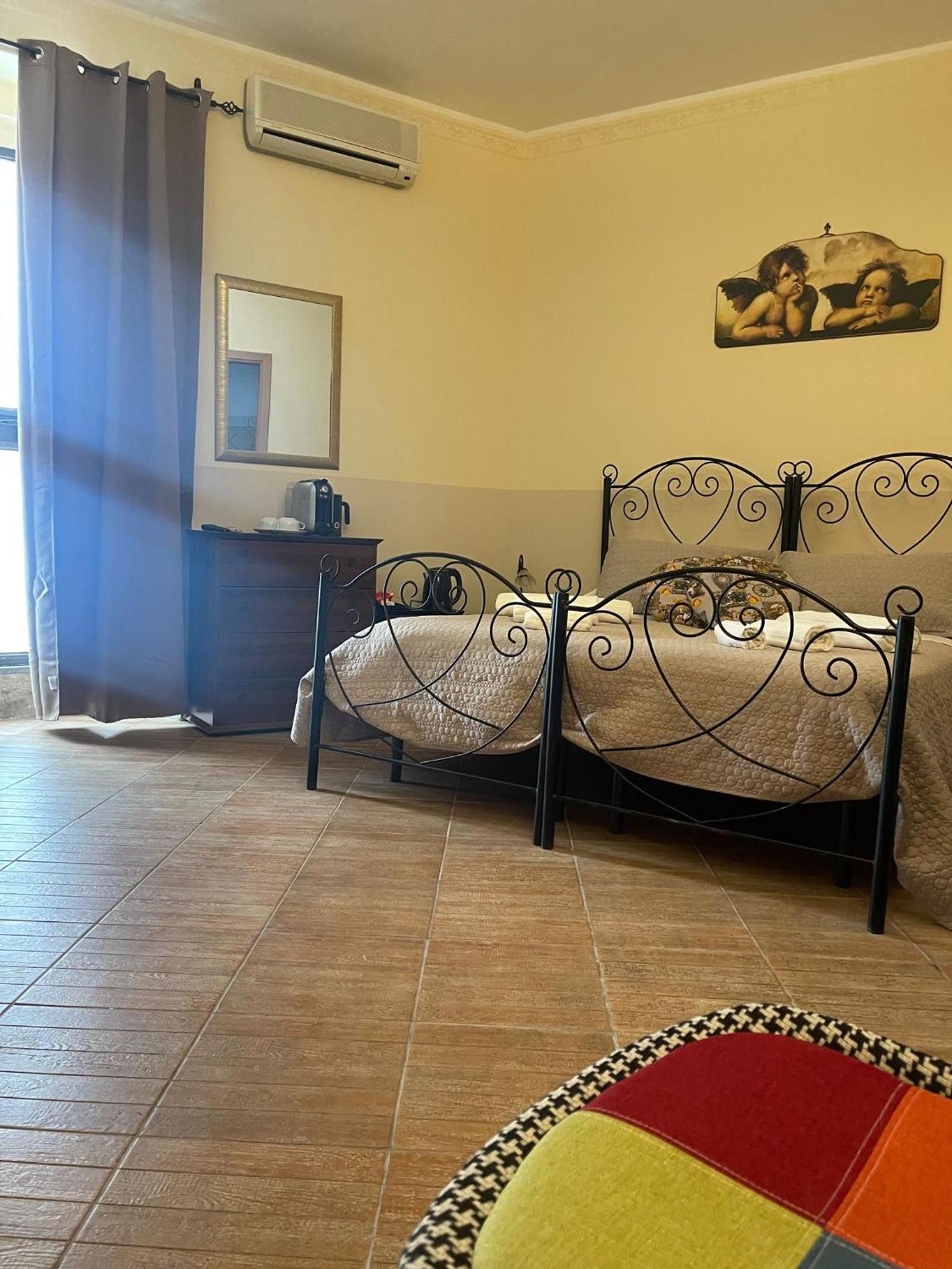 Bed and Breakfast Il Maniero Calatabiano Esterno foto
